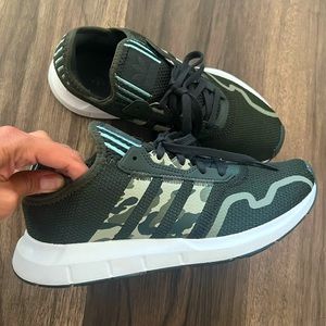 Adidas Swift Run X Camo